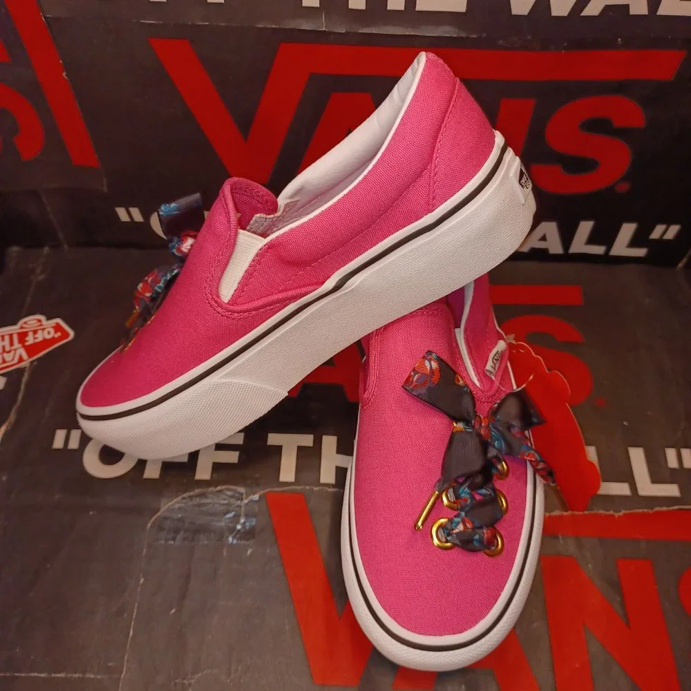 Vans Classic Slip-On P Women’s 5 Pink/Black Oversized Lace Carmine VN0A3…